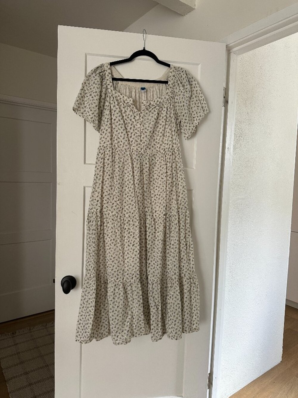 Old Navy White & Black Floral Maxi Dress Gold Fleck Cottagecore Boho Size S